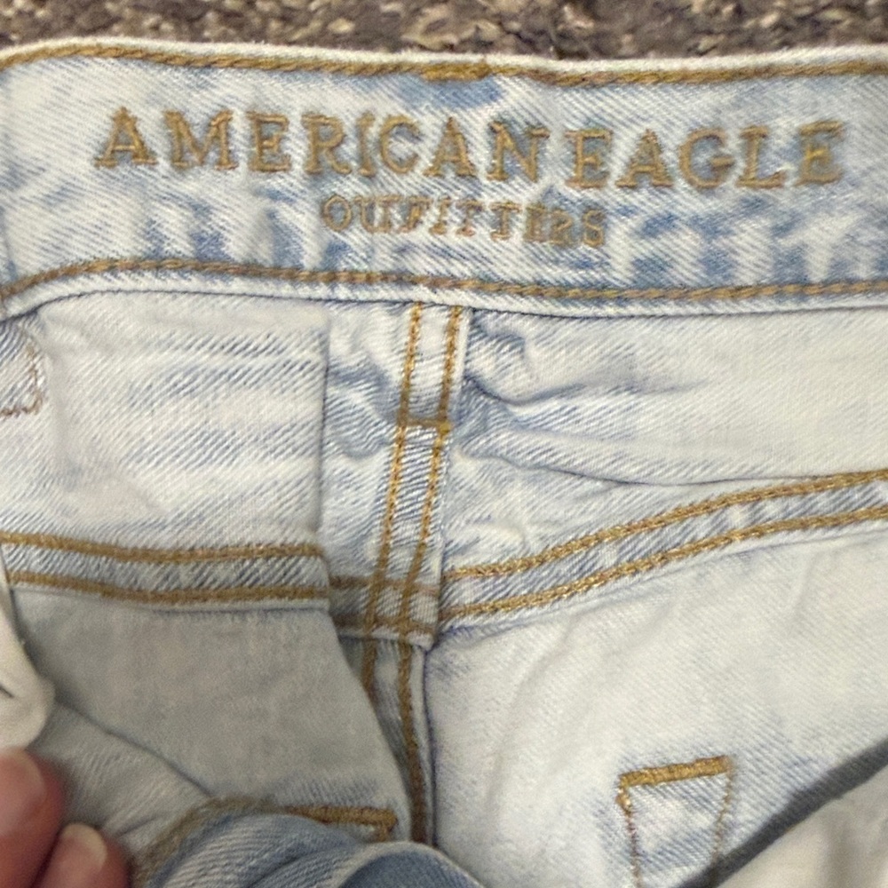 American Eagle Outfitters Men's Light Wash Jeans - Picture 3 of 5